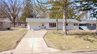 107 9th Ave S, Sauk Rapids, MN 56379