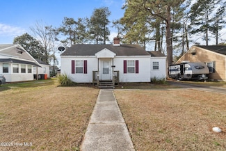921 Tuscarora Ave, Elizabeth City, NC 27909