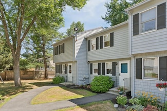 10 Pine Ledge Terrace, Portland, ME 04103