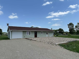 326 S River Dr, Pound, WI 54161