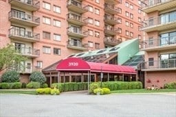 3920 Mystic Valley Pkwy Unit 602, Medford, MA 02155