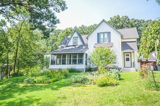 99 B St, Manchester, NH 03102