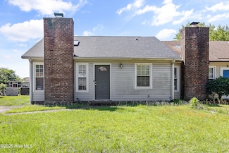 336 W Frances St, Jacksonville, NC 28546