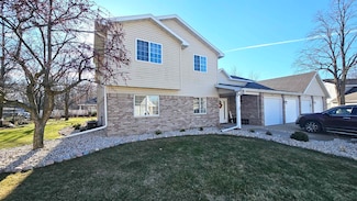 129 S Curtis St Unit 1121, Lake Geneva, WI 53147