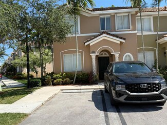 2342 SE 10th St, Homestead, FL 33035