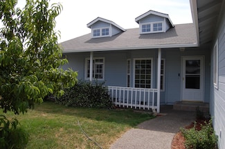 1453 SW Silver Maple Way, Grants Pass, OR 97526