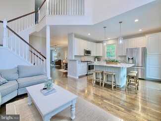 171 Chaps Ln, West Chester, PA 19382