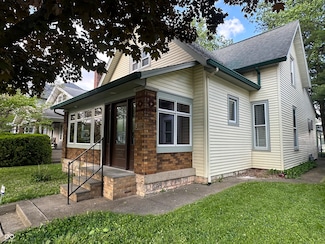 2119 S Garfield Dr, Indianapolis, IN 46203