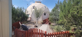 148 Cottonwood Canyon Rd, La Luz, NM 88337