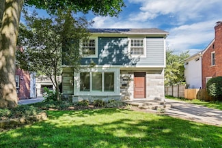 1265 S Bates St, Birmingham, MI 48009