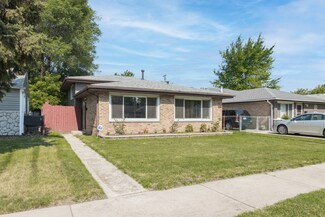 14050 S Marquette Ave, Burnham, IL 60633
