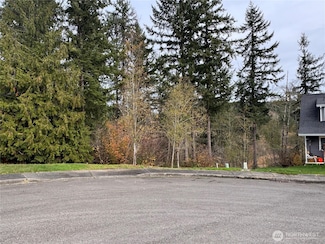 1618 Maple Valley Dr, Centralia, WA 98531