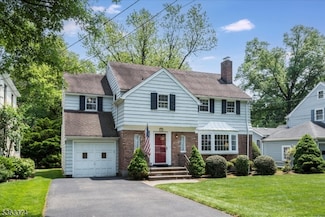 124 Central Ave, Glen Rock, NJ 07452