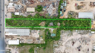 1137 1/2 E 15th St, Panama City, FL 32405