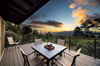 15980 Haleakala Hwy, Kula, HI 96790