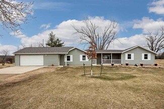 1397 Bertram St, Cedar Rapids, IA 52403