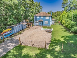 84 Easy St N, Sopchoppy, FL 32358