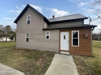 102 N Maple St, Payne, OH 45880