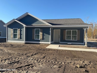 761 Wall St, Grifton, NC 28530