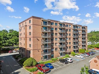 198 Locust St Unit 208, Lynn, MA 01904