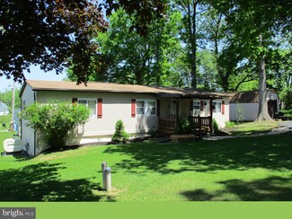 1103 Willow St, Coatesville, PA 19320