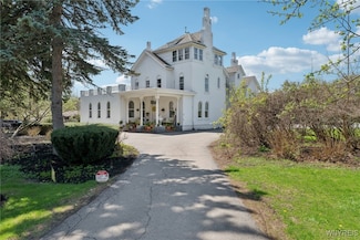 280 Pine Ridge Rd, Cheektowaga, NY 14225
