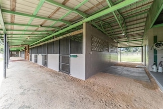 17176 N Us Highway 441, Reddick, FL 32686