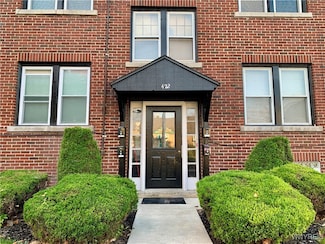 422 Skillen St Unit 11, Buffalo, NY 14207