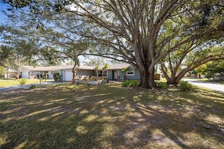 2105 Bramblewood Dr S, Clearwater, FL 33763