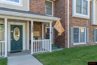 130 Teton Ln, Mankato, MN 56001