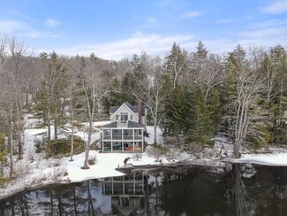 352 Waukeena Lake Rd, Danbury, NH 03230