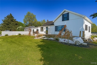 20304 Burton Rd, Sackets Harbor, NY 13685