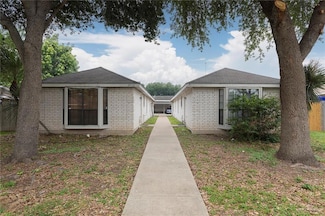 6700 N 7th Ct, McAllen, TX 78504