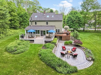 2470 West St, Wrentham, MA 02093