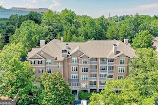 221 Ashford Cir, Atlanta, GA 30338