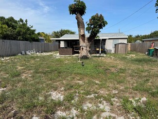 1413 S C Terrace, Lake Worth, FL 33460