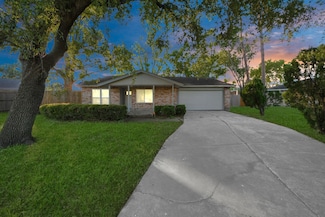 10335 Clarktower Ct, Sugar Land, TX 77498