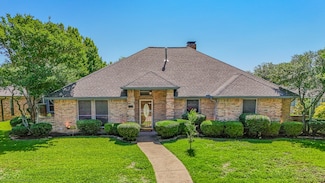 2810 Live Oak Dr, Rowlett, TX 75088
