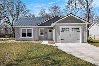 314 S Linden St, Marshall, MI 49068