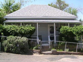 409 Roberts Ave, Bisbee, AZ 85603