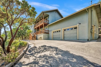 19072 Redbud Rd, Hidden Valley Lake, CA 95467