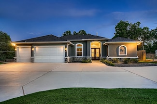 1206 E Stone St, Brenham, TX 77833