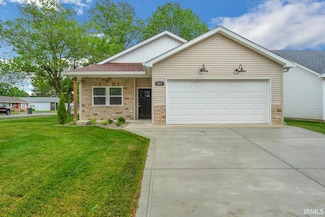 204 N Davis St, Walton, IN 46994