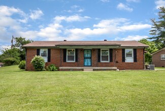 121 Rainbow St, Clarksville, TN 37042