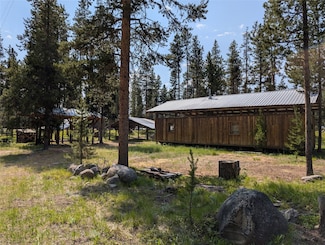 170 W G St, Sula, MT 59871