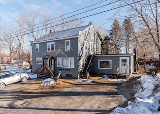 10 Carter St, Norway, ME 04268