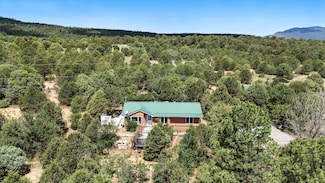 70 Easy St, Tijeras, NM 87059