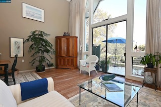 2748 Tice Creek Dr Unit 2, Walnut Creek, CA 94595