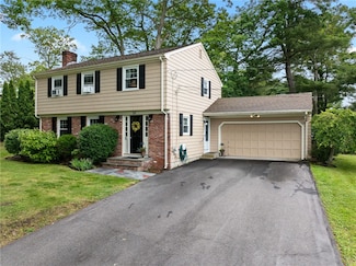 54 Marlaine Dr, Seekonk, MA 02771