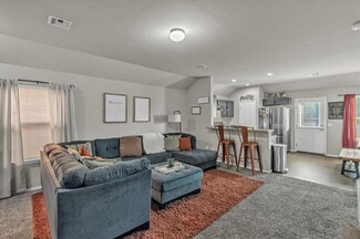 9220 NW 72nd St, Yukon, OK 73099